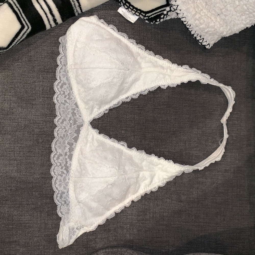 AMERICAN EAGLE BRALETTE